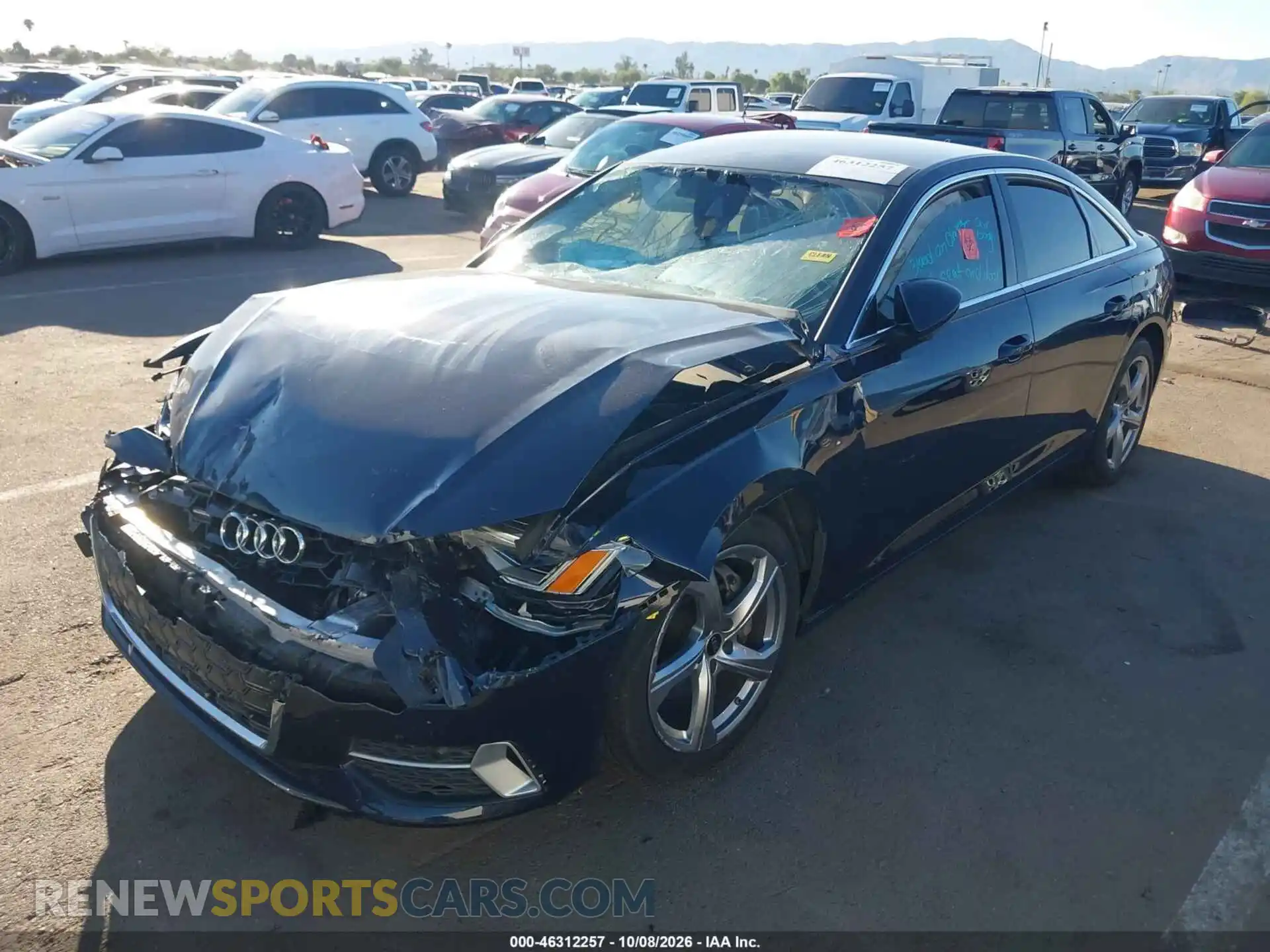 2 fotografías del automóvil dañado WAUE3BF21RN032597 AUDI A6 2024