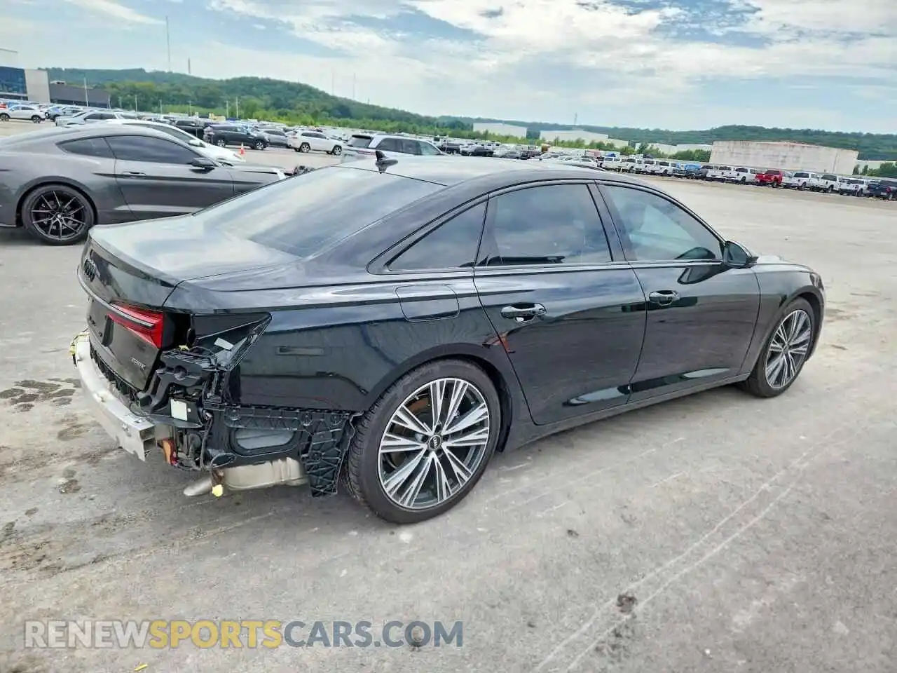 3 fotografías del automóvil dañado WAUE3BF28RN056055 AUDI A6 2024