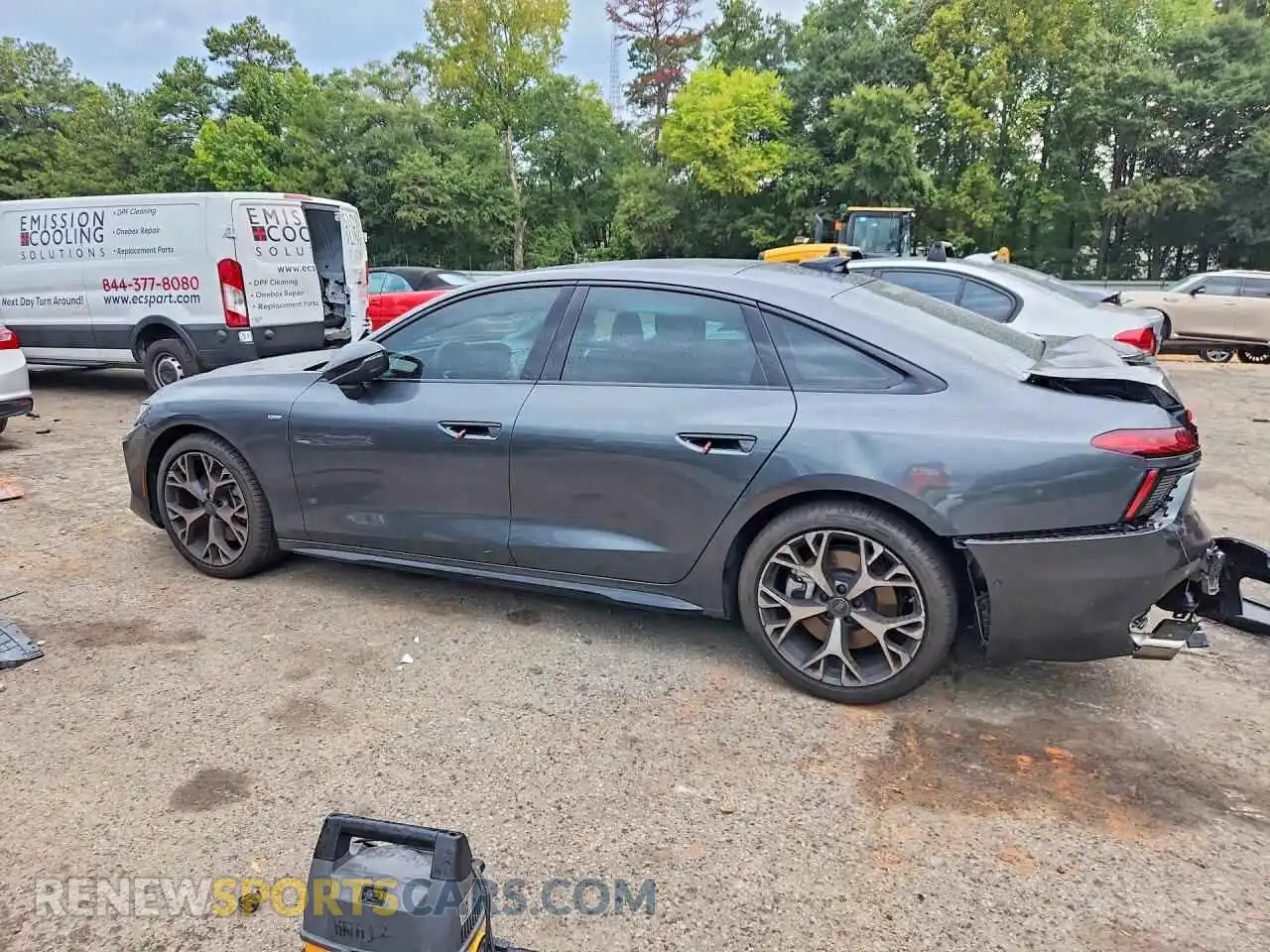 2 fotografías del automóvil dañado WAU55CFN4TN032529 AUDI A6 2026