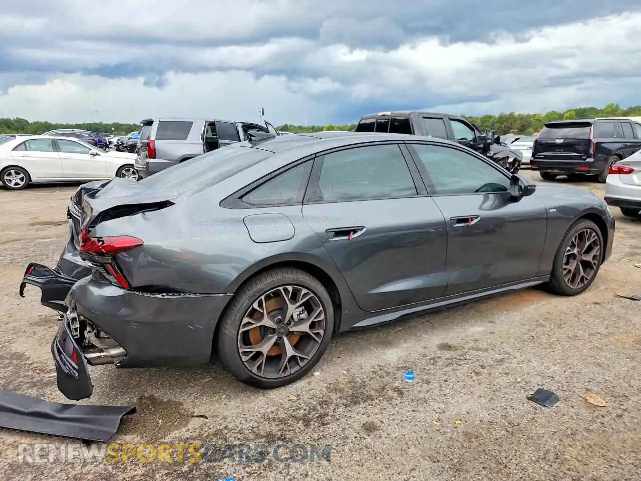 3 fotografías del automóvil dañado WAU55CFN4TN032529 AUDI A6 2026