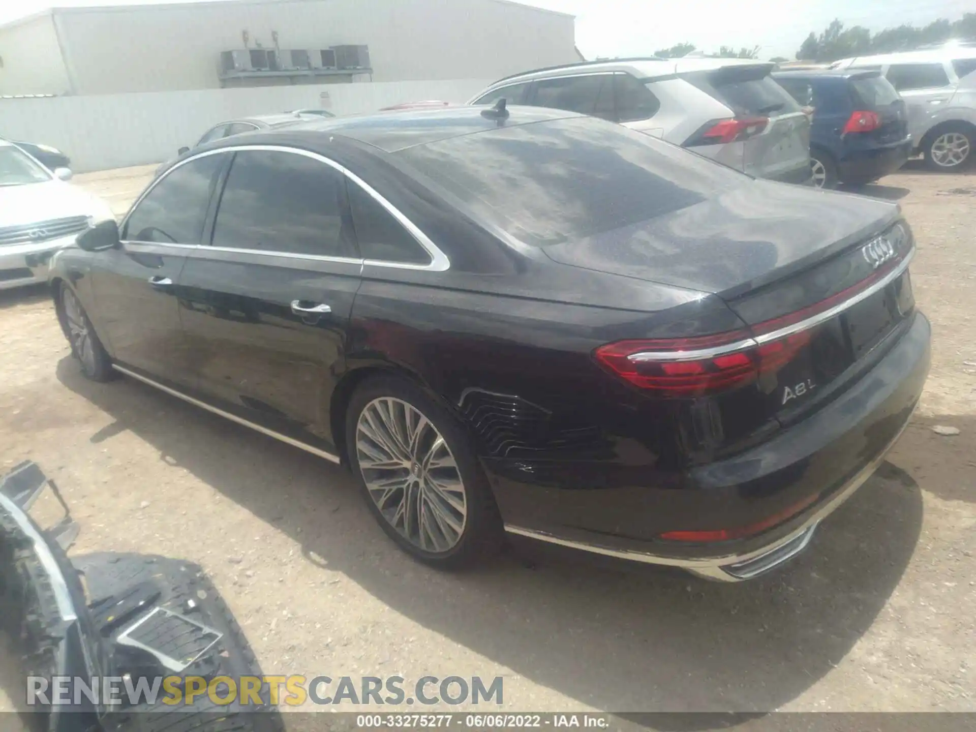 3 Photograph of a damaged car WAU8DAF85KN002081 AUDI A8 2019