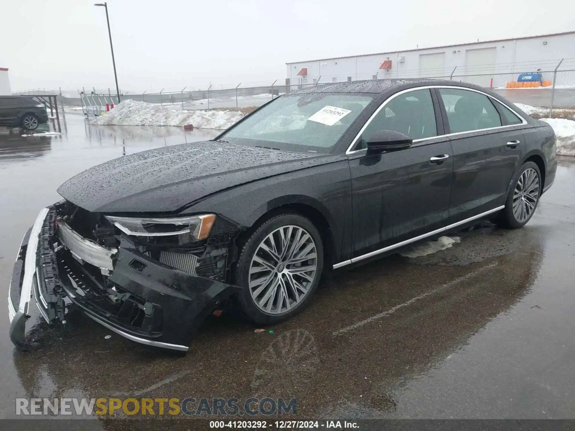 2 Фотография поврежденного автомобиля WAU8DAF8XKN018289 AUDI A8 L 2019
