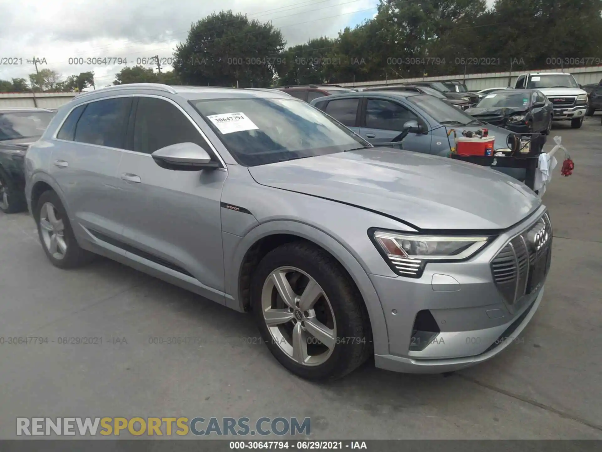1 fotografías del automóvil dañado WA1LAAGE7KB020412 AUDI E-TRON 2019