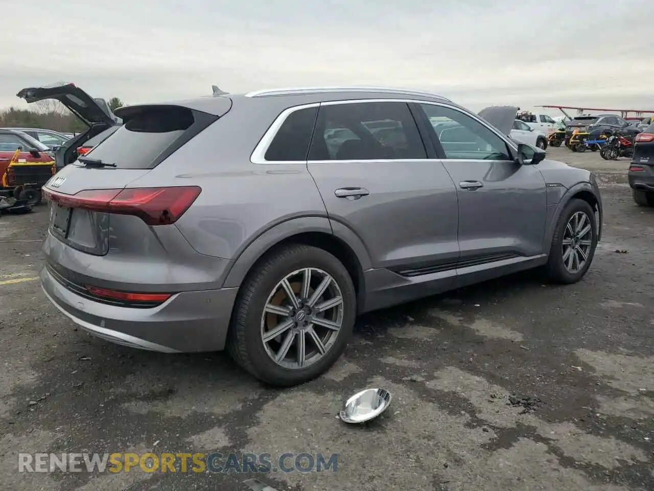 3 Фотография поврежденного автомобиля WA1LABGE4KB022253 AUDI E-TRON 2019