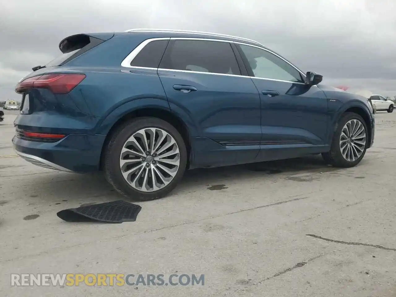 3 Photograph of a damaged car WA1VAAGE2KB025123 AUDI E-TRON 2019