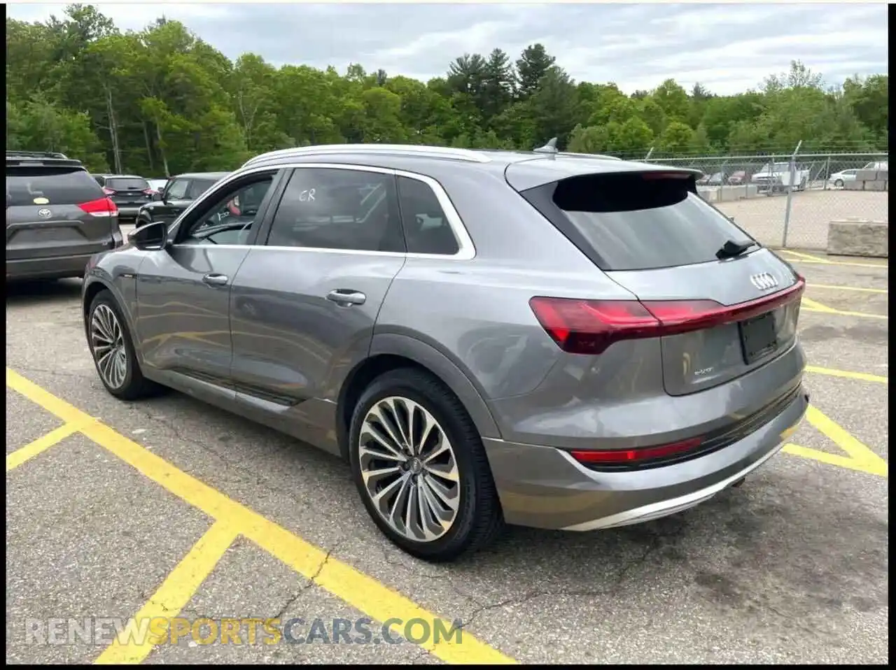 3 Photograph of a damaged car WA1VABGE0KB011XXX AUDI E-TRON 2019