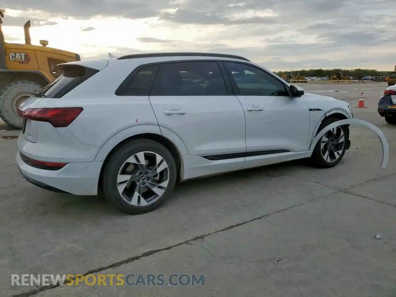 3 Photograph of a damaged car WA1AAAGE7MB023949 AUDI E-TRON 2021