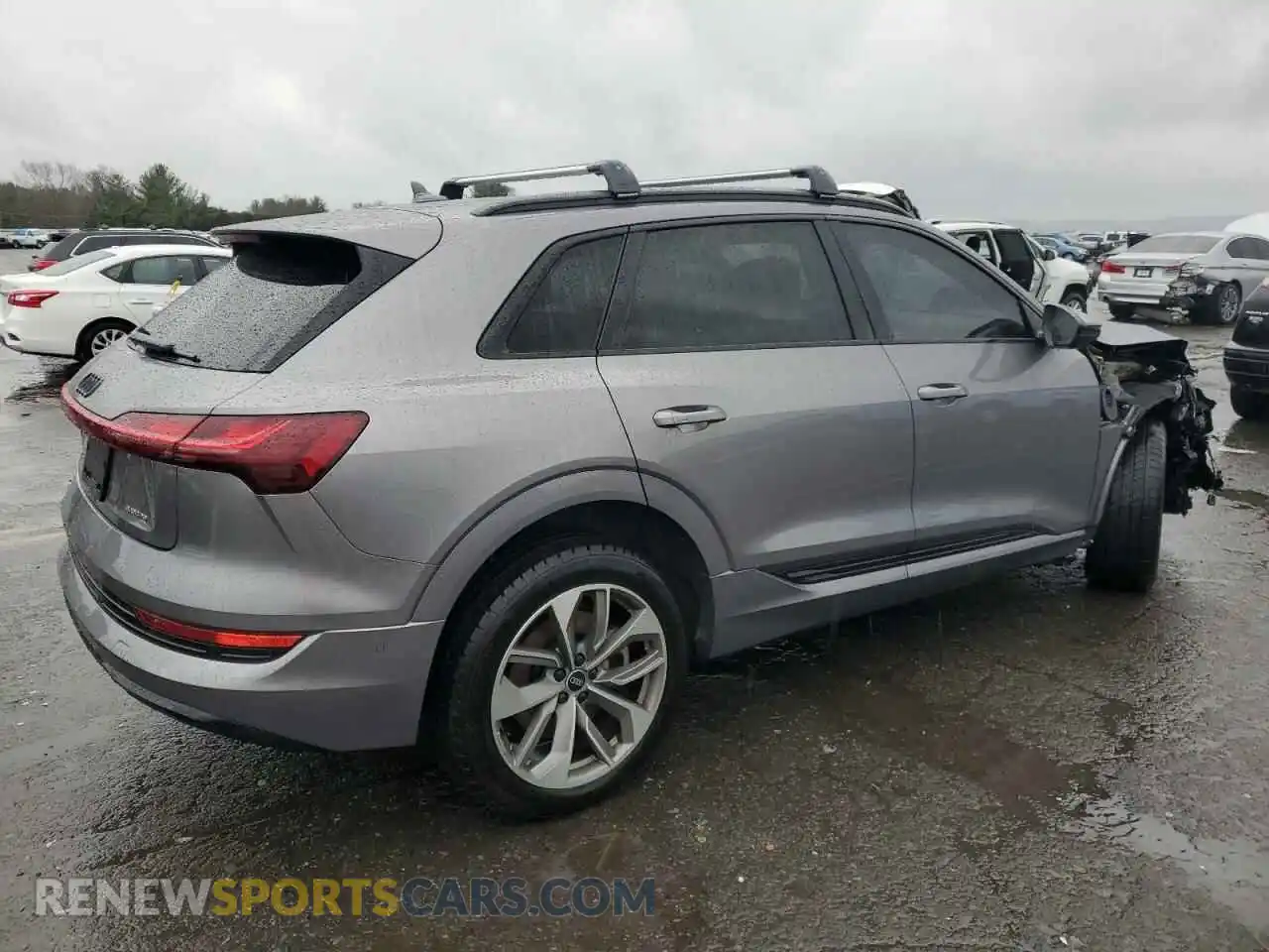 3 Photograph of a damaged car WA1LAAGEXMB017927 AUDI E-TRON 2021