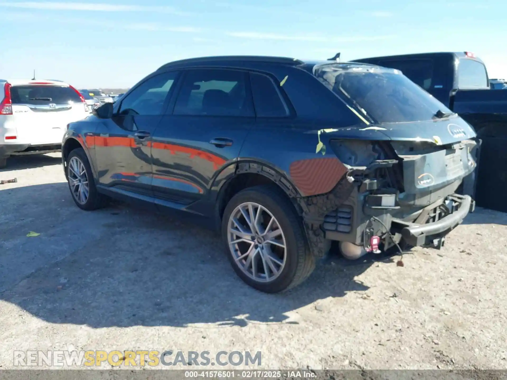 3 Photograph of a damaged car WA1VABGE1MB020908 AUDI E-TRON 2021