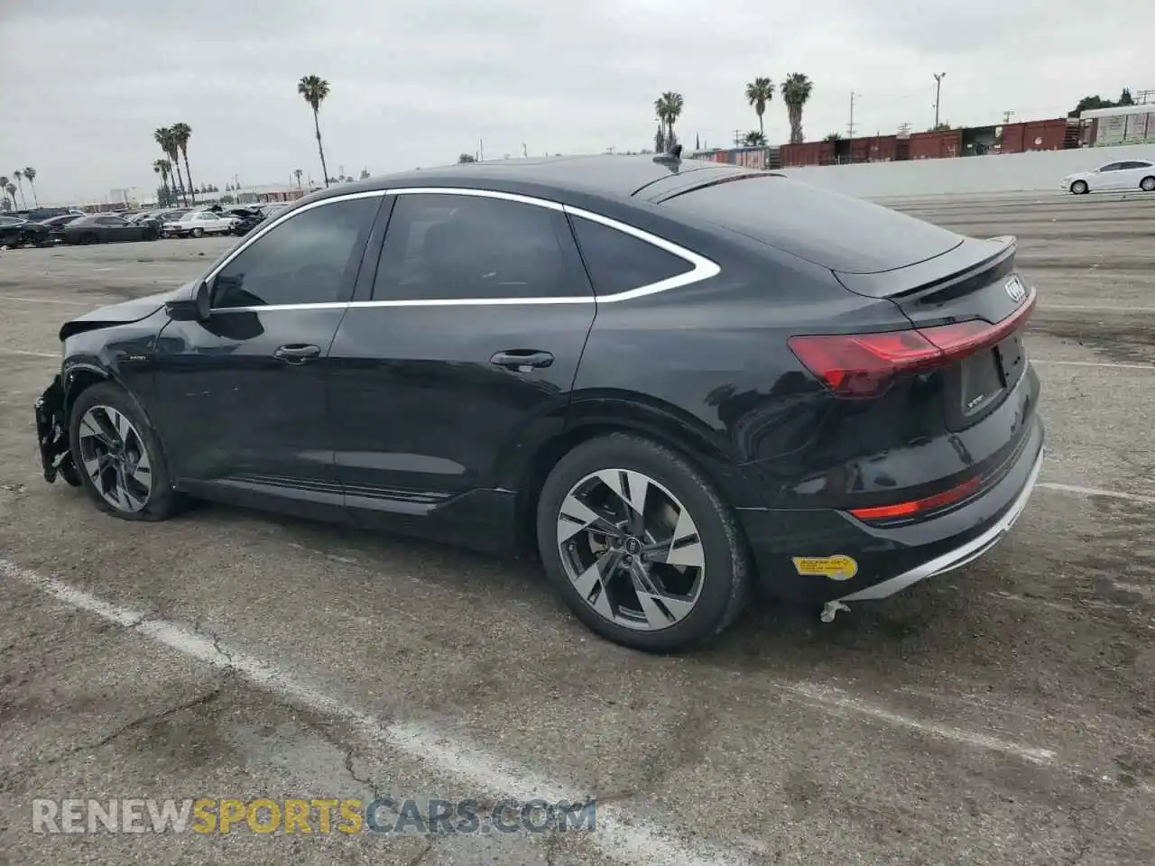 2 Photograph of a damaged car WA12AAGE7NB032155 AUDI E-TRON 2022