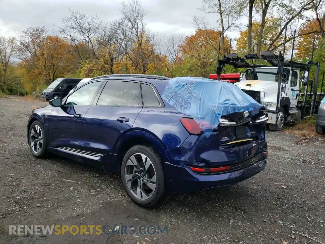 3 Photograph of a damaged car WA1AAAGE0NB022000 AUDI E-TRON 2022