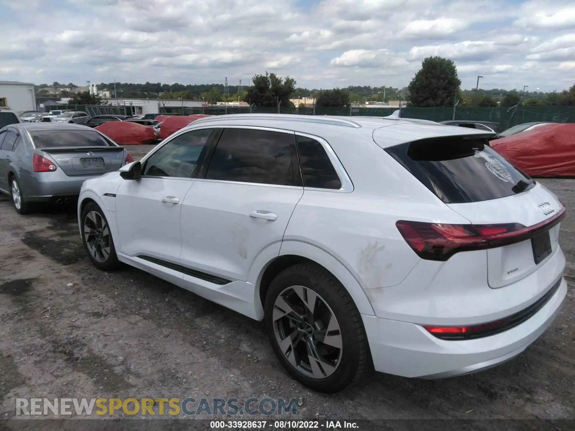 3 Photograph of a damaged car WA1AAAGE2NB005828 AUDI E-TRON 2022