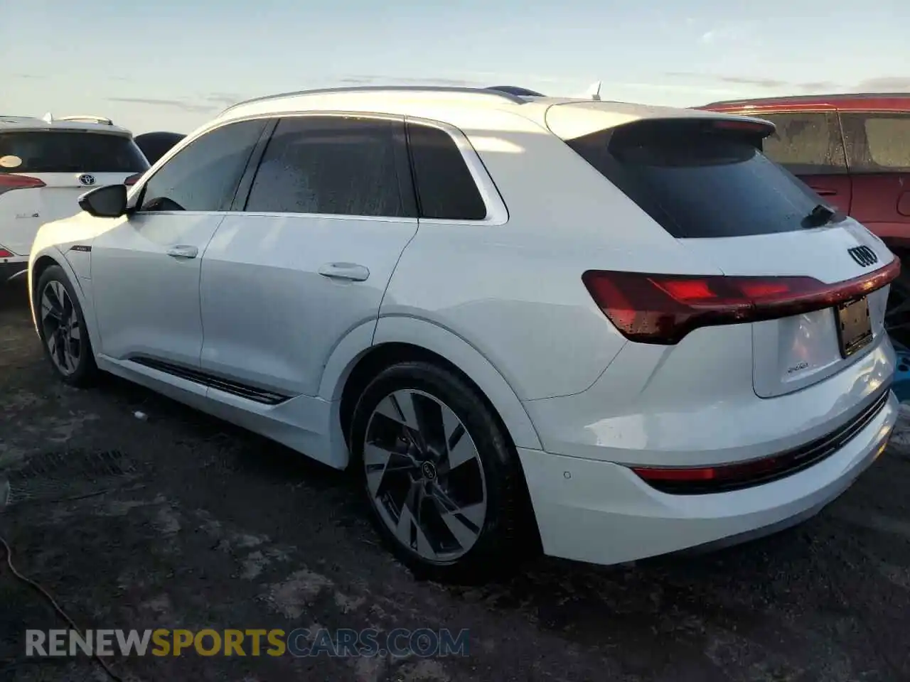 2 Photograph of a damaged car WA1LAAGE2NB012576 AUDI E-TRON 2022