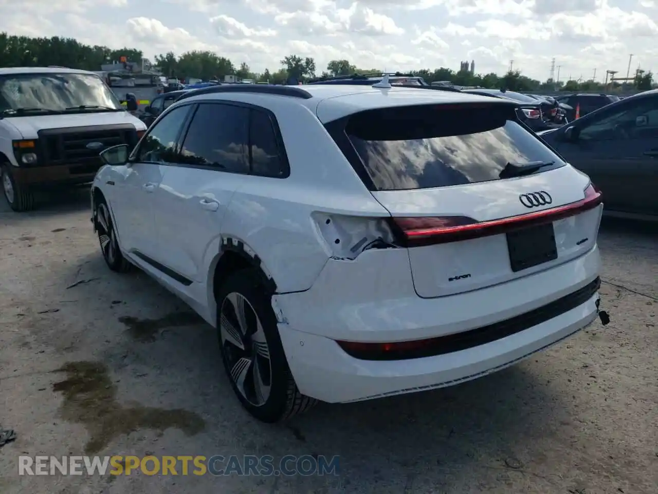 3 Photograph of a damaged car WA1LAAGE7NB009687 AUDI E-TRON 2022