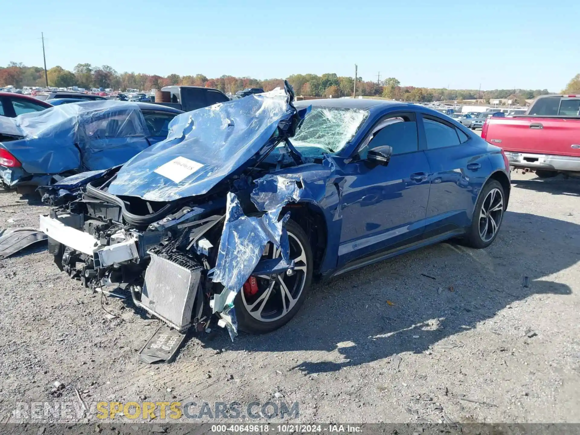 2 Photograph of a damaged car WAUEJBFW1N7001289 AUDI E-TRON GT 2022