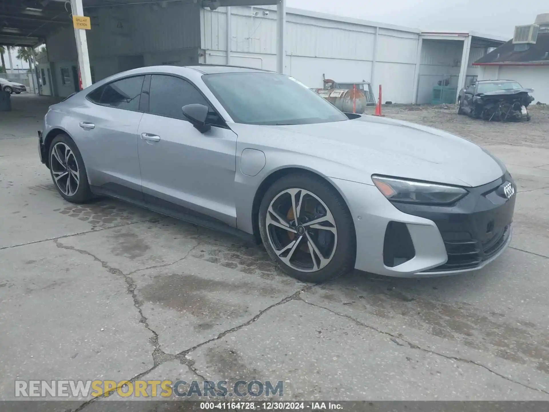 1 Photograph of a damaged car WAUEJBFW7N7001491 AUDI E-TRON GT 2022