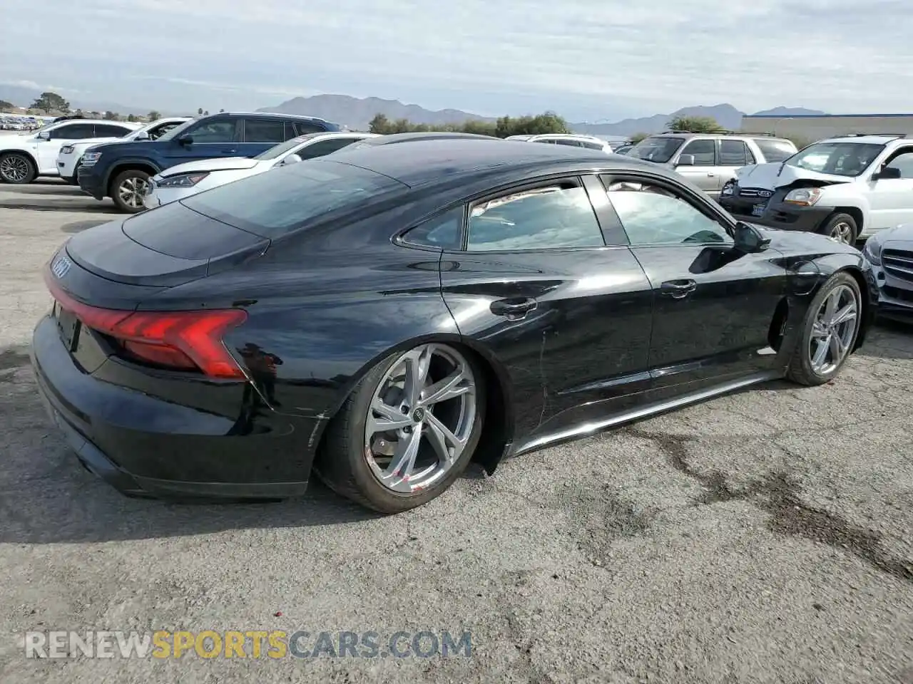 3 Photograph of a damaged car WAUFJBFWXP7003131 AUDI E-TRON GT 2023