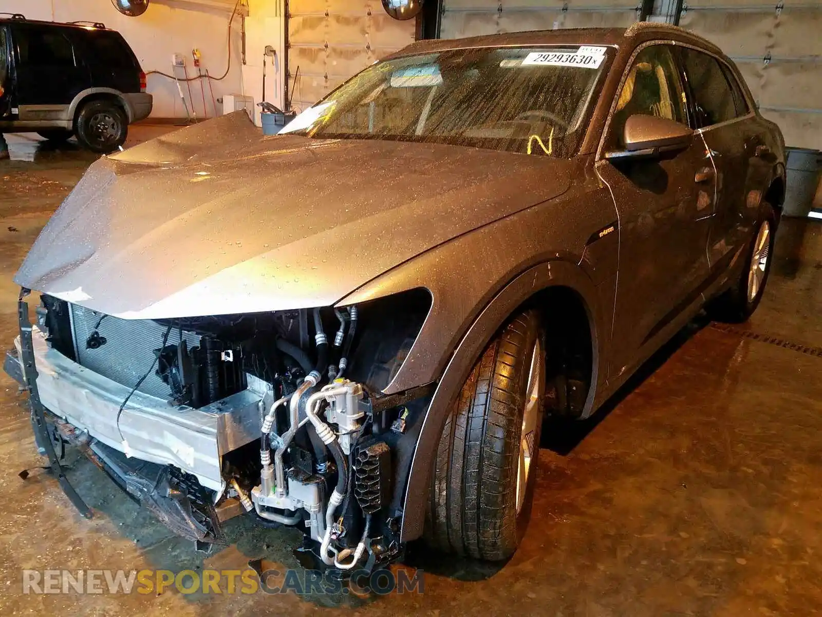 2 fotografías del automóvil dañado WA1VAAGE9KB012045 AUDI E-TRON PRE 2019