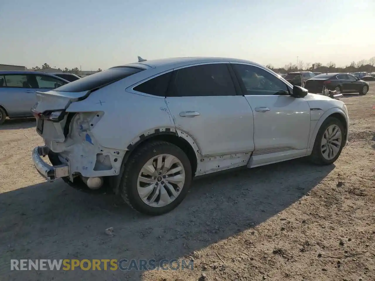 3 Photograph of a damaged car WA13CBGE4NB025698 AUDI E-TRON S S 2022