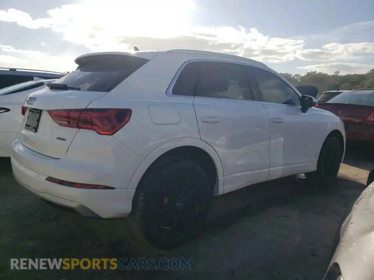 3 Photograph of a damaged car WA1AECF30K1079248 AUDI Q3 2019