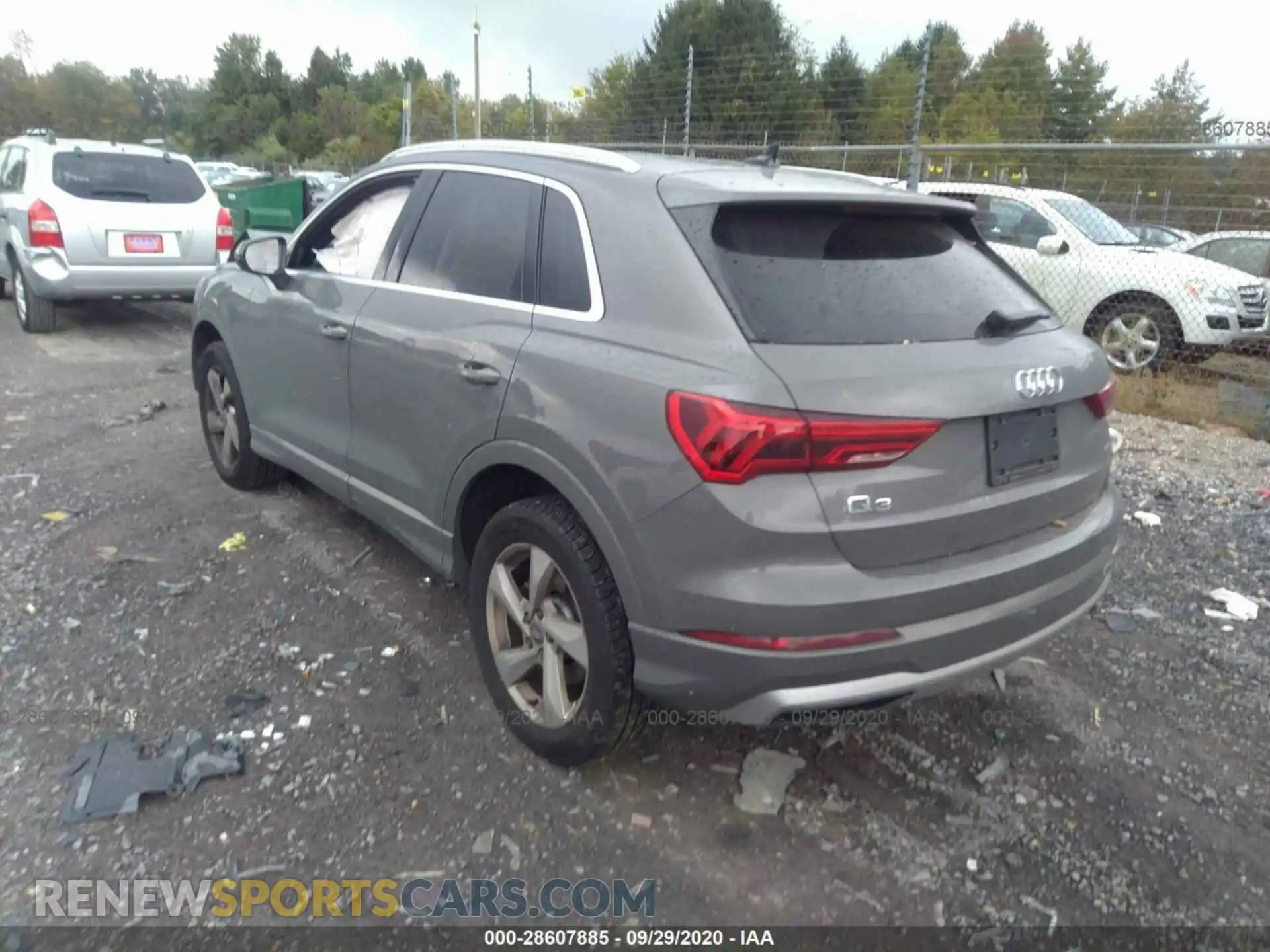 3 fotografías del automóvil dañado WA1AECF32K1082233 AUDI Q3 2019
