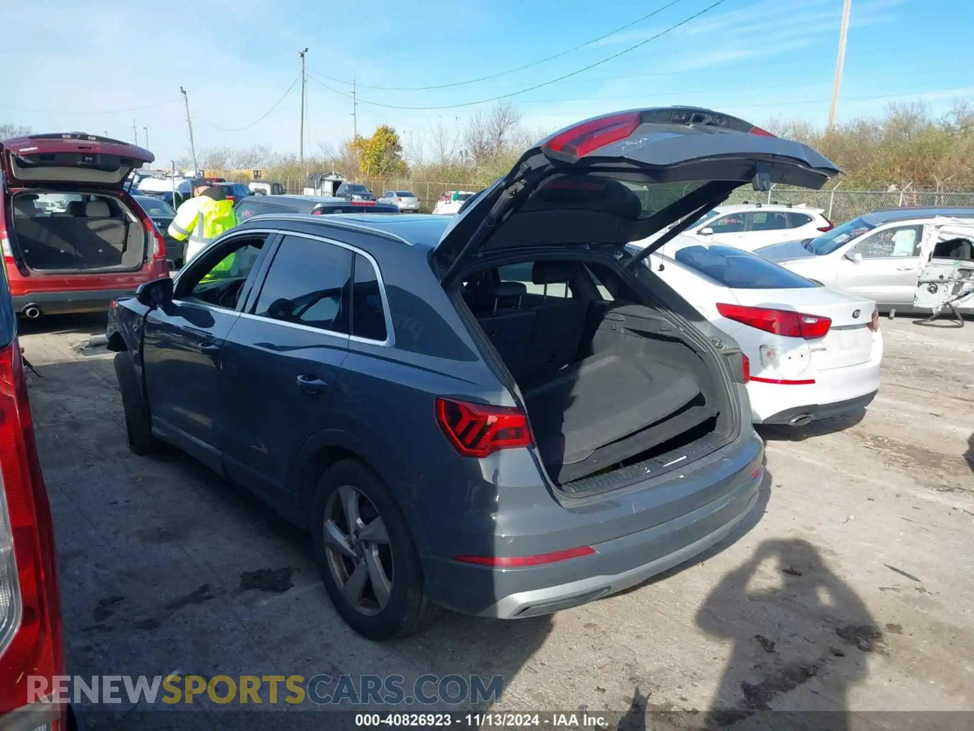 3 Photograph of a damaged car WA1AECF34K1077065 AUDI Q3 2019