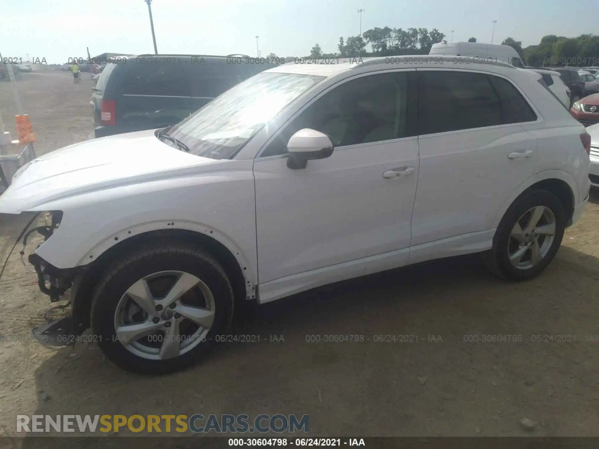 2 Photograph of a damaged car WA1AECF36K1079240 AUDI Q3 2019