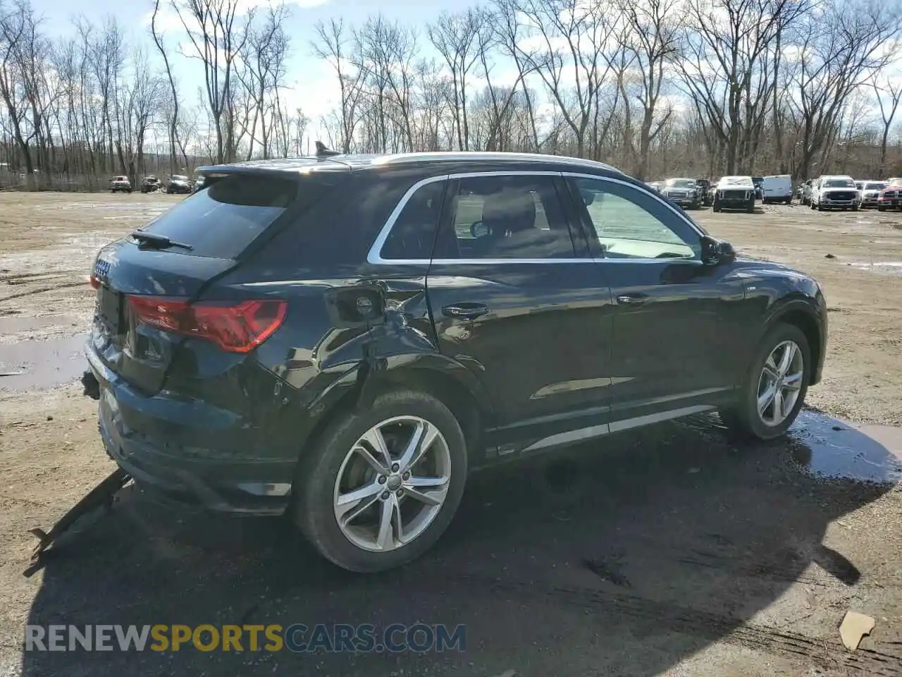 3 Photograph of a damaged car WA1DECF35K1083132 AUDI Q3 2019