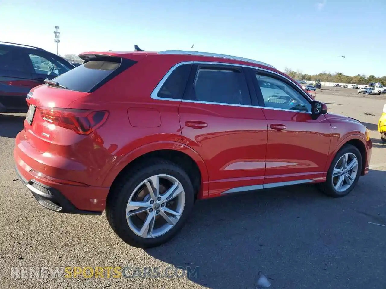 3 Photograph of a damaged car WA1FECF34K1072938 AUDI Q3 2019