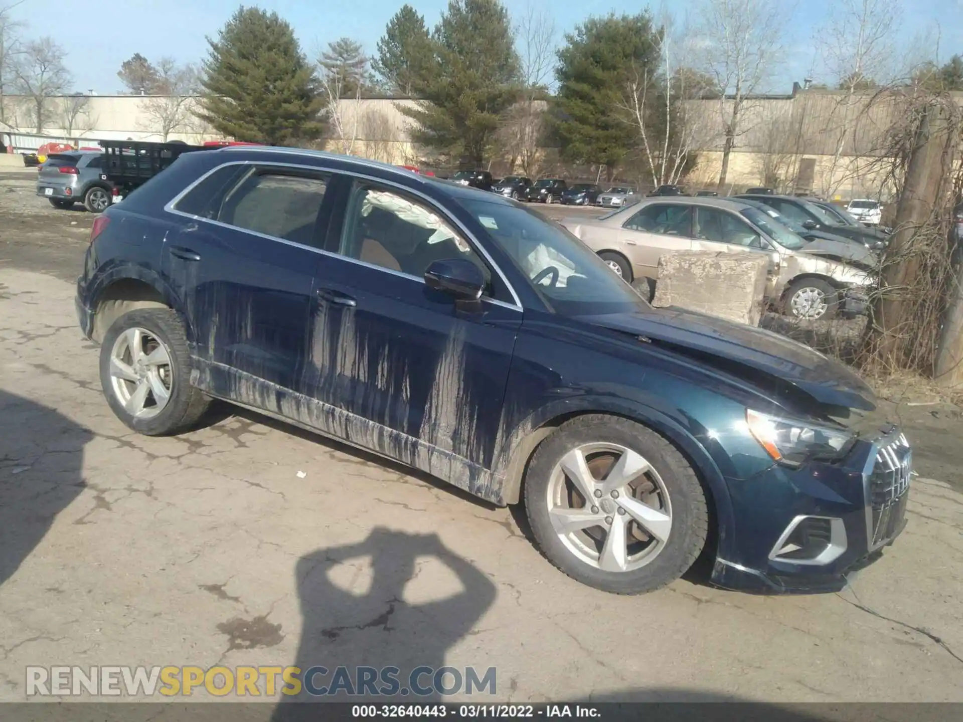 1 Photograph of a damaged car WA1AECF30L1005300 AUDI Q3 2020