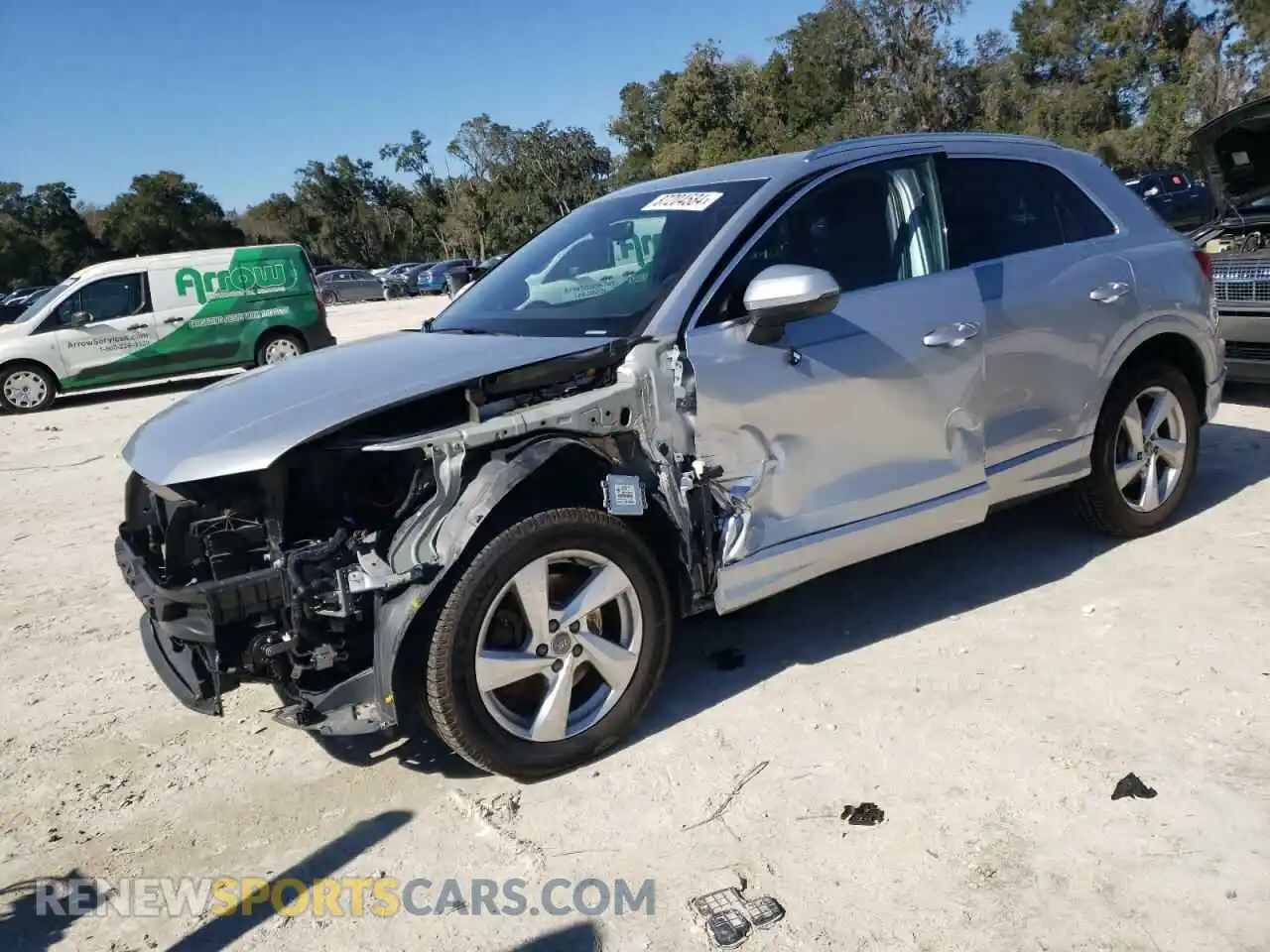 1 Photograph of a damaged car WA1AECF31L1027421 AUDI Q3 2020