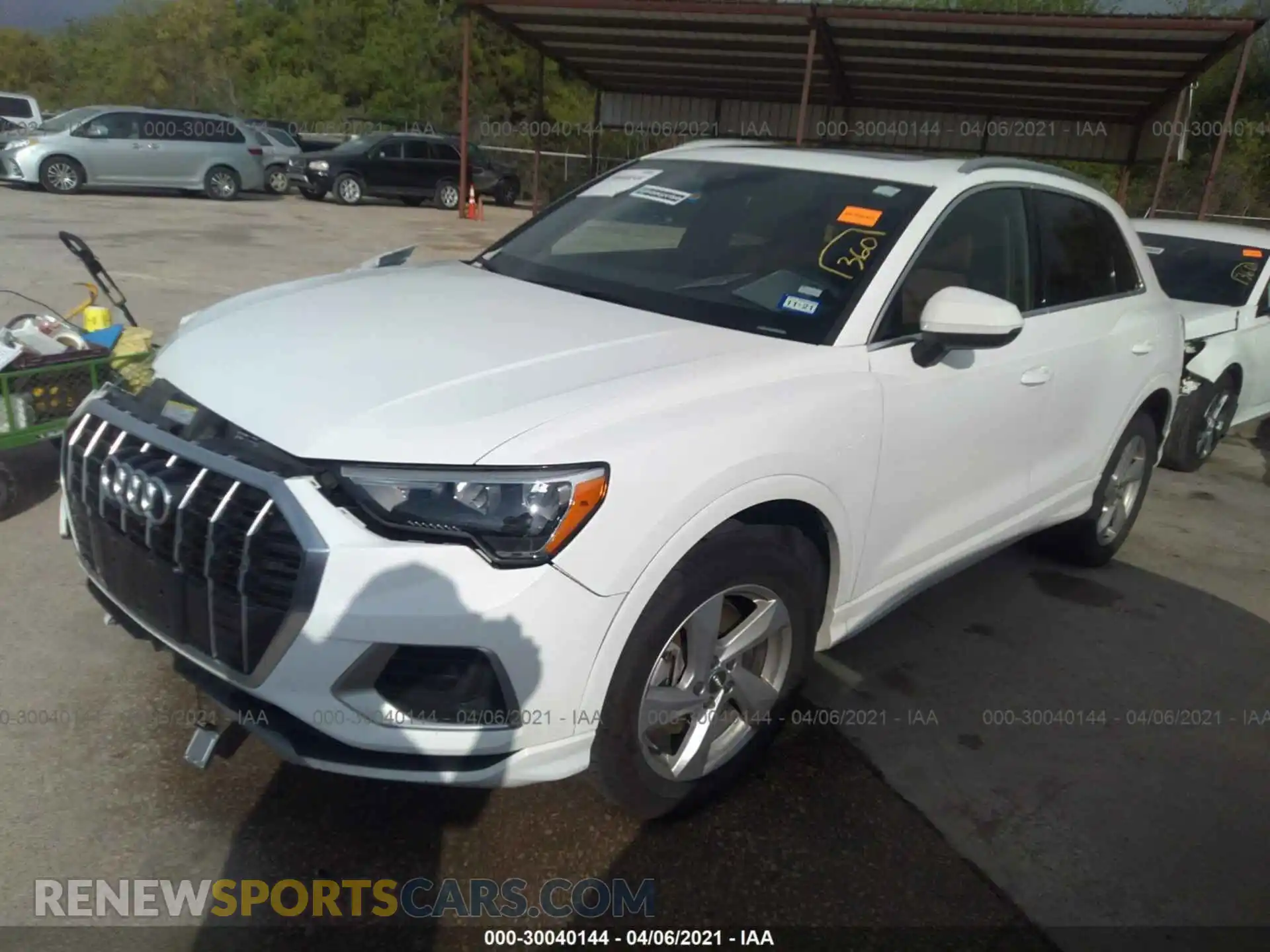 2 Photograph of a damaged car WA1AECF31L1033588 AUDI Q3 2020