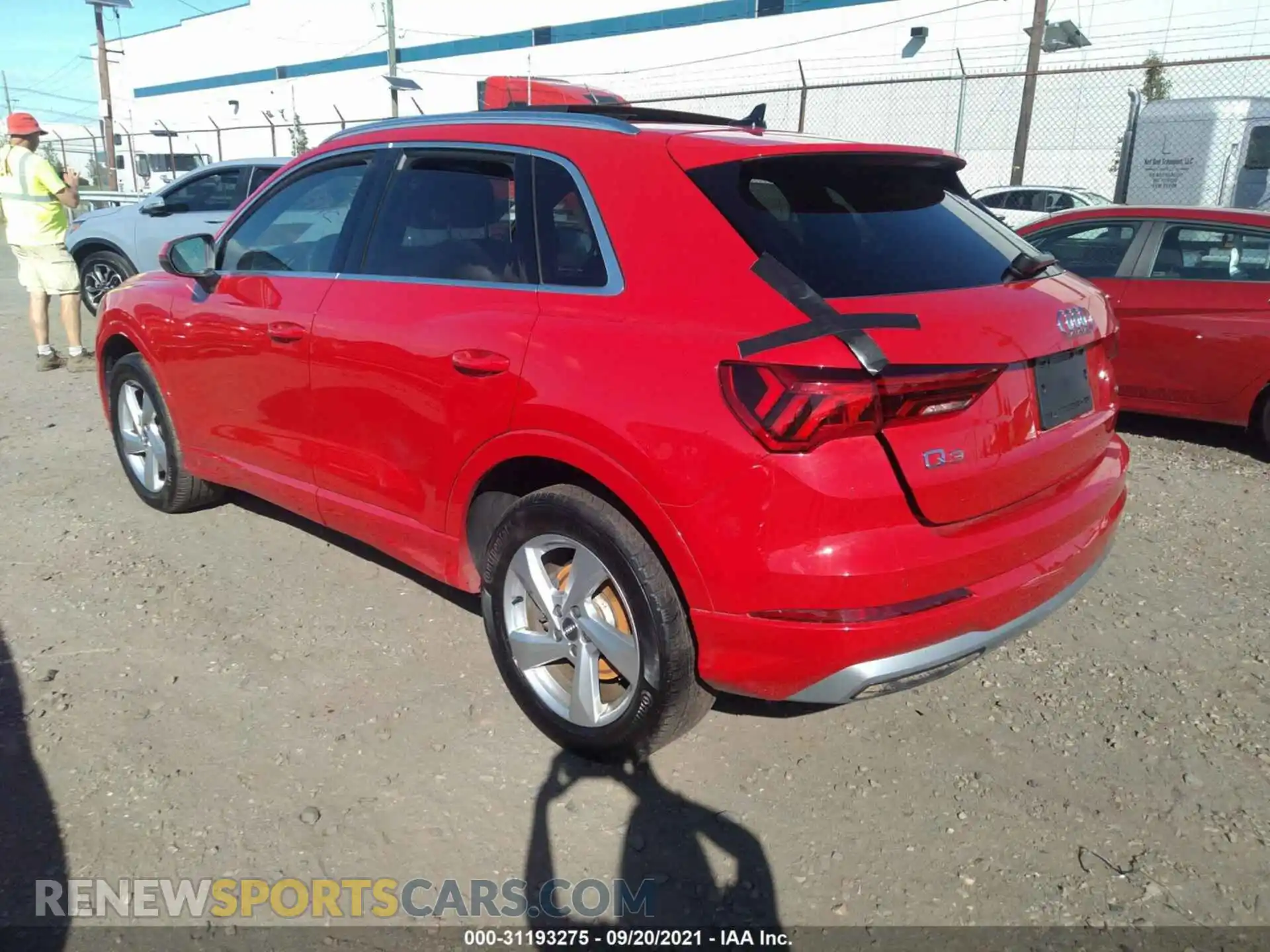 3 Photograph of a damaged car WA1AECF31L1047104 AUDI Q3 2020