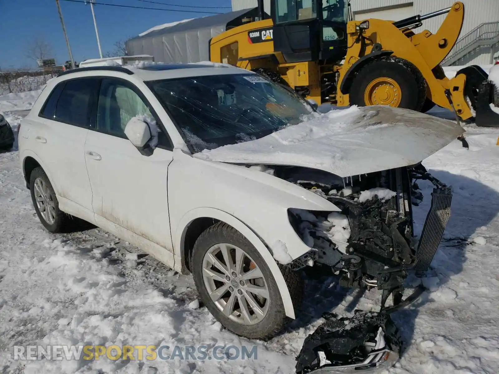 1 Photograph of a damaged car WA1AECF32L1007081 AUDI Q3 2020