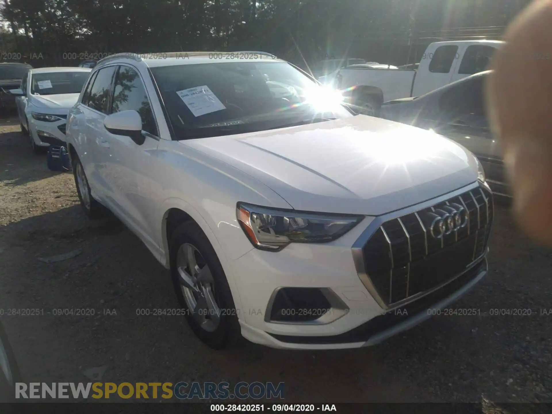 1 Photograph of a damaged car WA1AECF32L1037455 AUDI Q3 2020