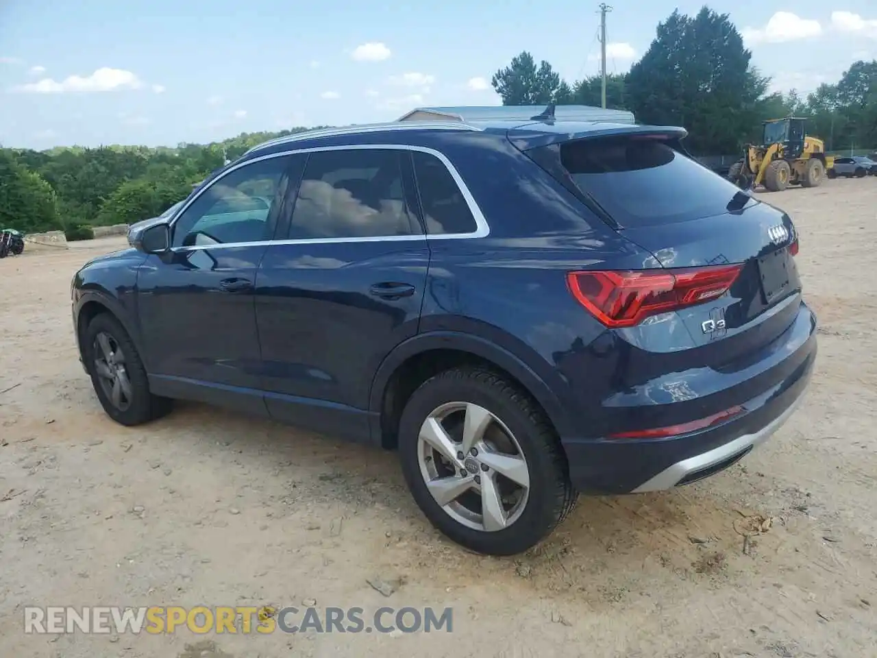 2 Photograph of a damaged car WA1AECF34L1060655 AUDI Q3 2020