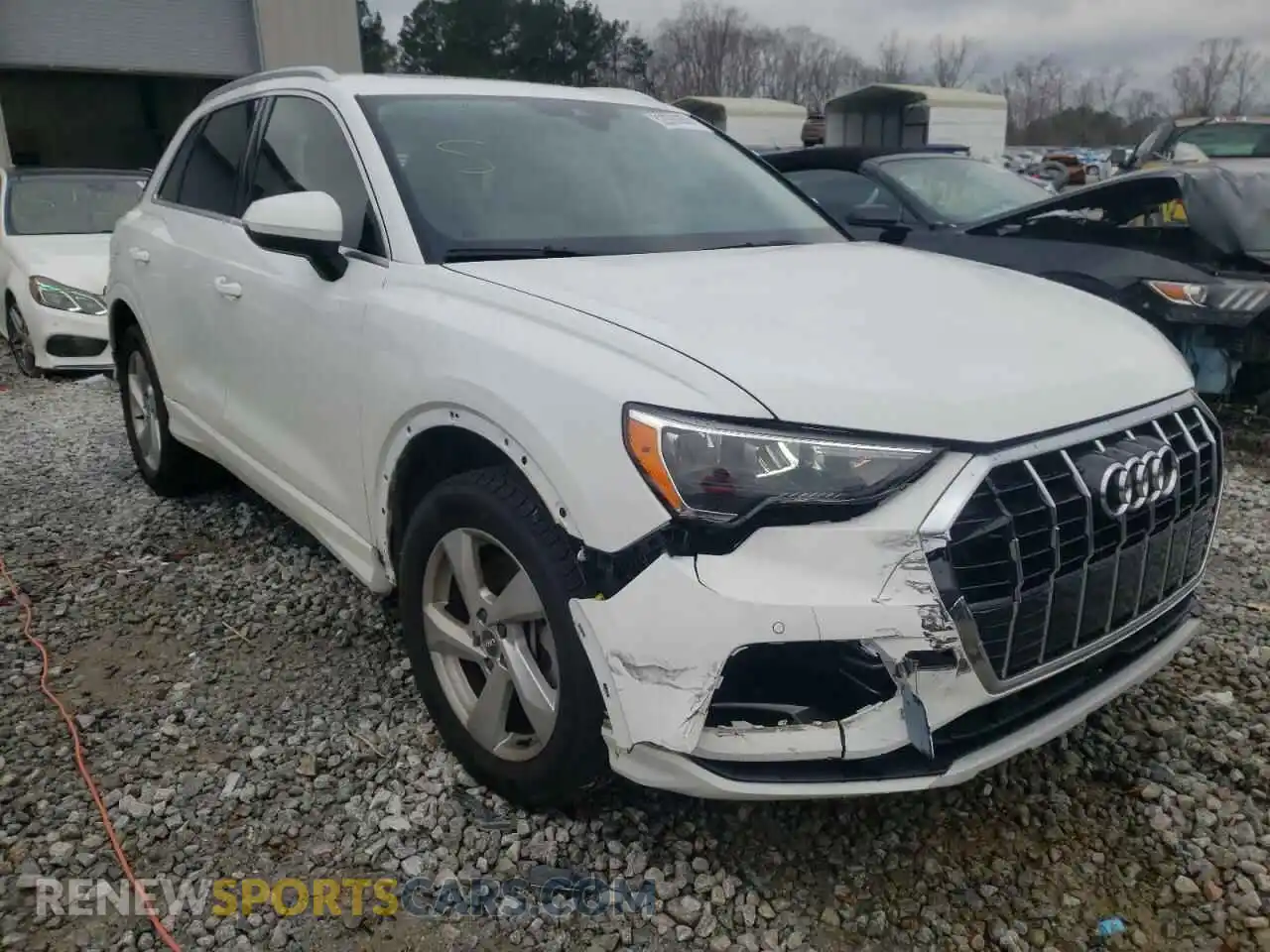 1 Photograph of a damaged car WA1AECF34L1066309 AUDI Q3 2020