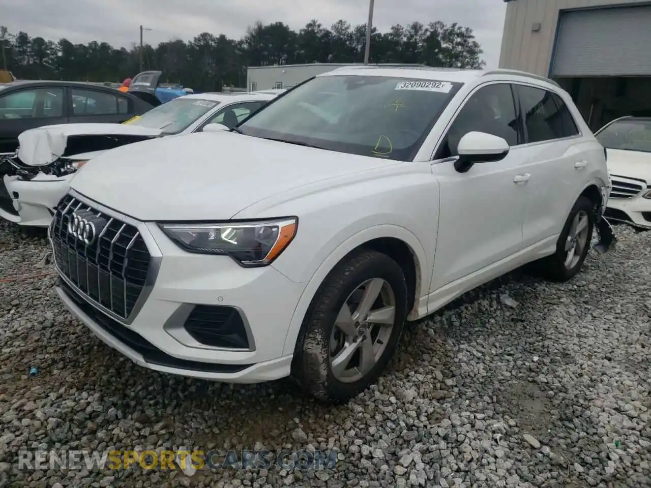 2 Photograph of a damaged car WA1AECF34L1066309 AUDI Q3 2020