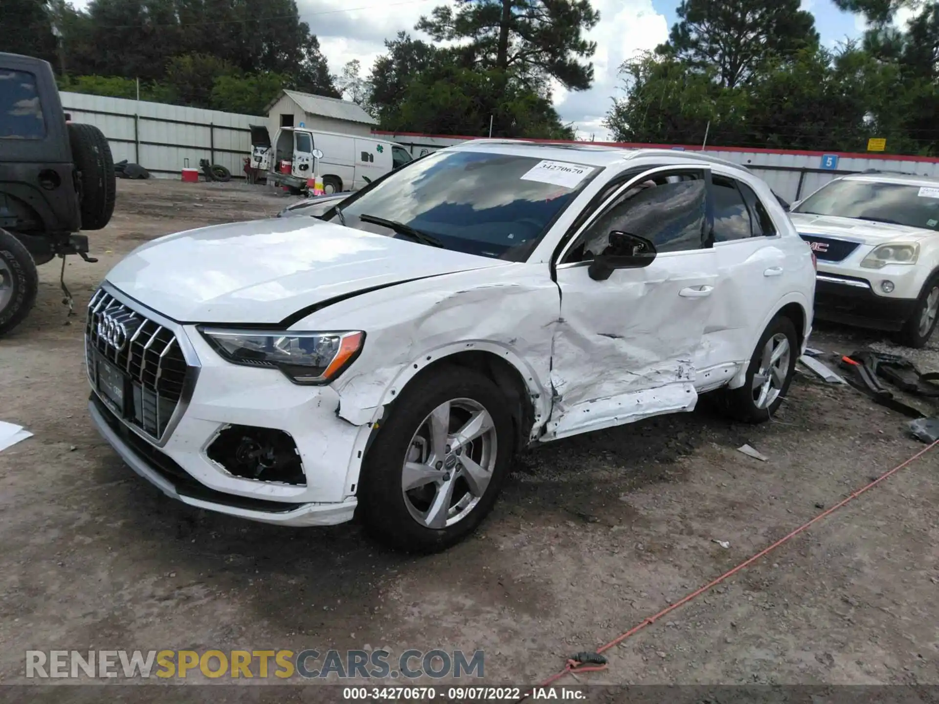 2 Photograph of a damaged car WA1AECF35L1037322 AUDI Q3 2020