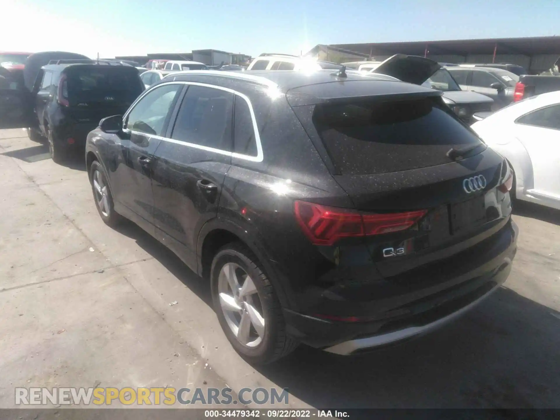 3 Photograph of a damaged car WA1AECF37L1023762 AUDI Q3 2020