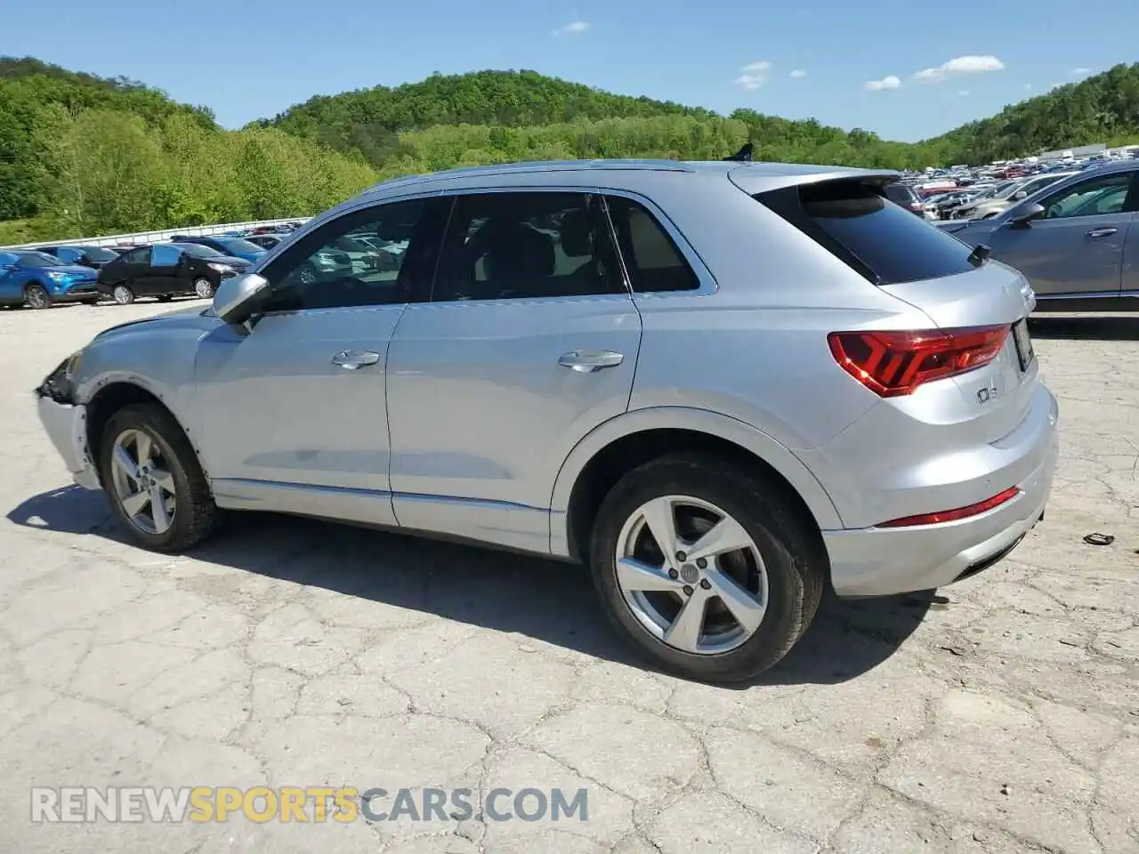2 fotografías del automóvil dañado WA1AECF39L1095157 AUDI Q3 2020