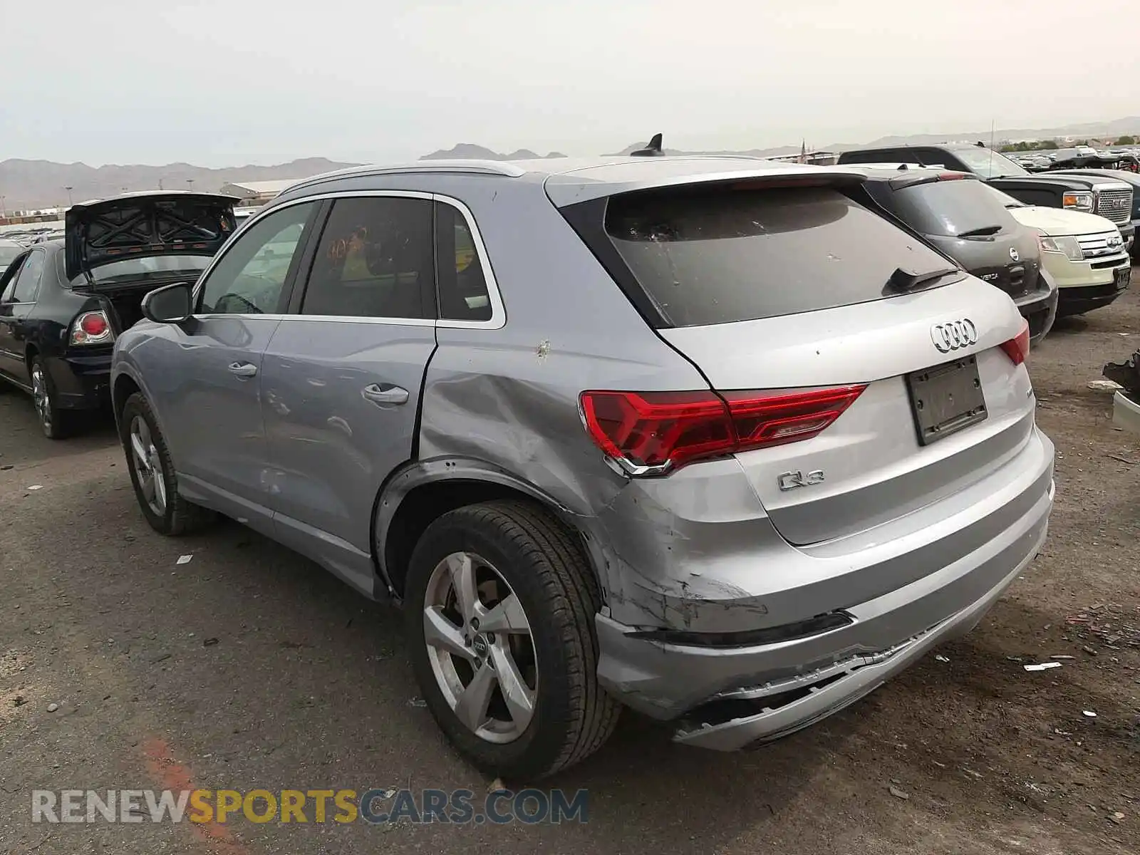 3 Photograph of a damaged car WA1AECF3XL1036036 AUDI Q3 2020