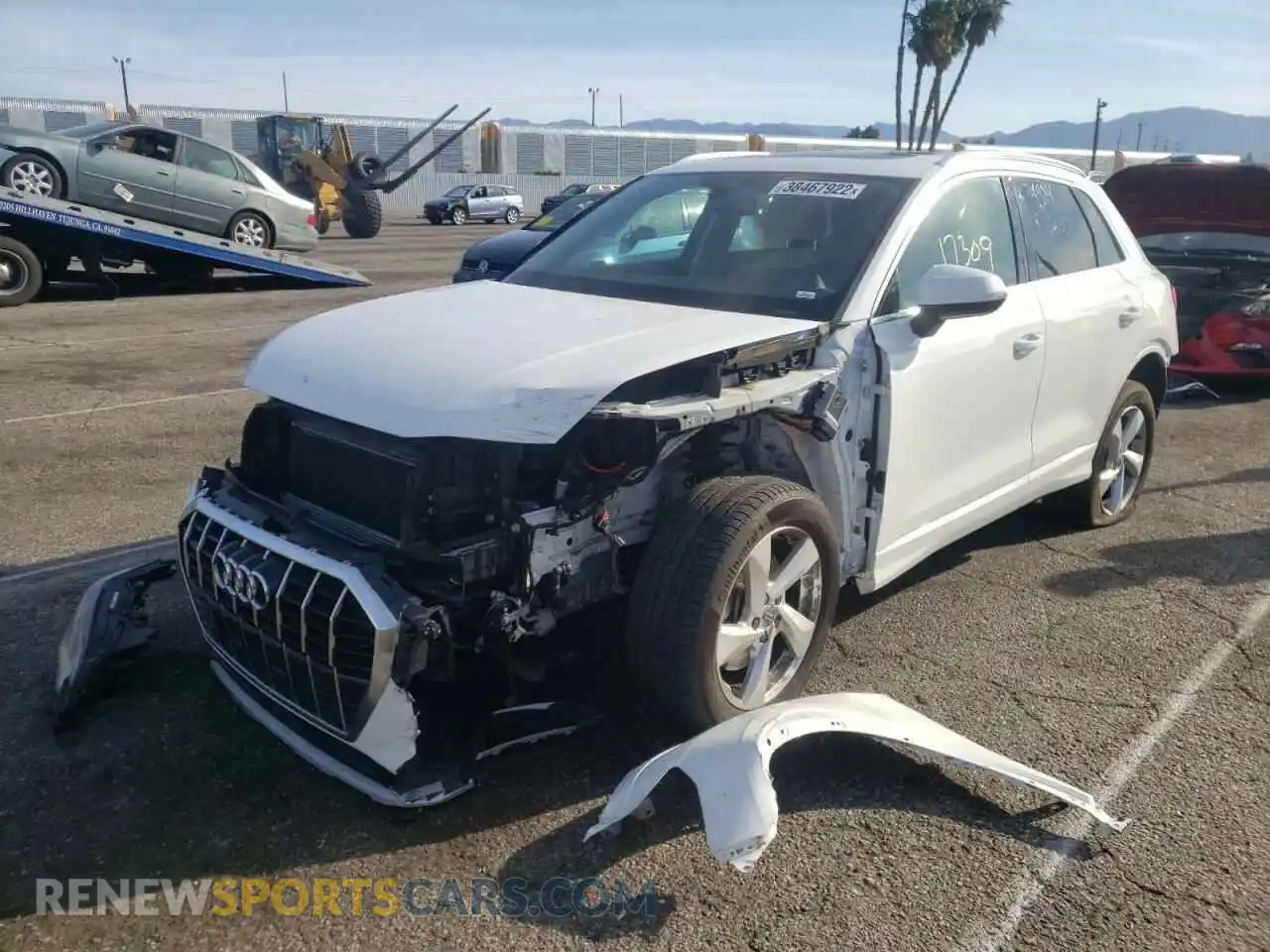2 Photograph of a damaged car WA1AECF3XL1056125 AUDI Q3 2020