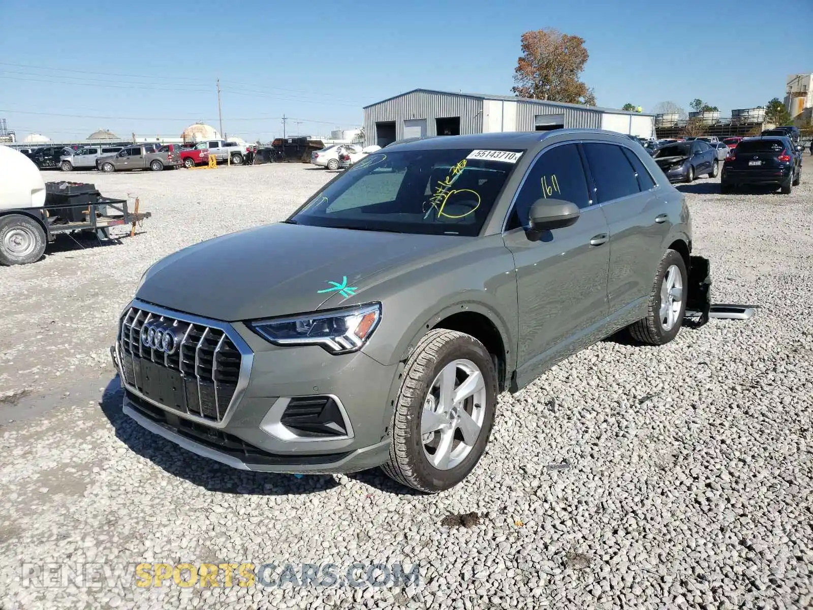 2 Photograph of a damaged car WA1BECF30L1017869 AUDI Q3 2020