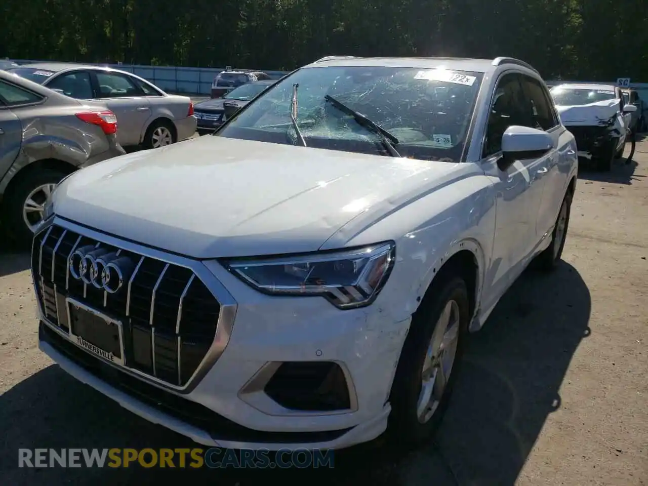 2 Photograph of a damaged car WA1BECF32L1065227 AUDI Q3 2020
