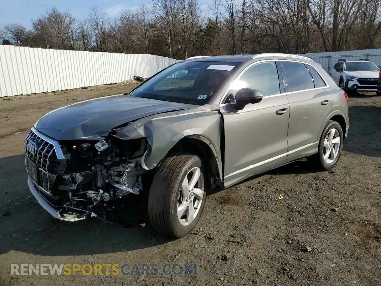 1 Photograph of a damaged car WA1BECF34L1010214 AUDI Q3 2020