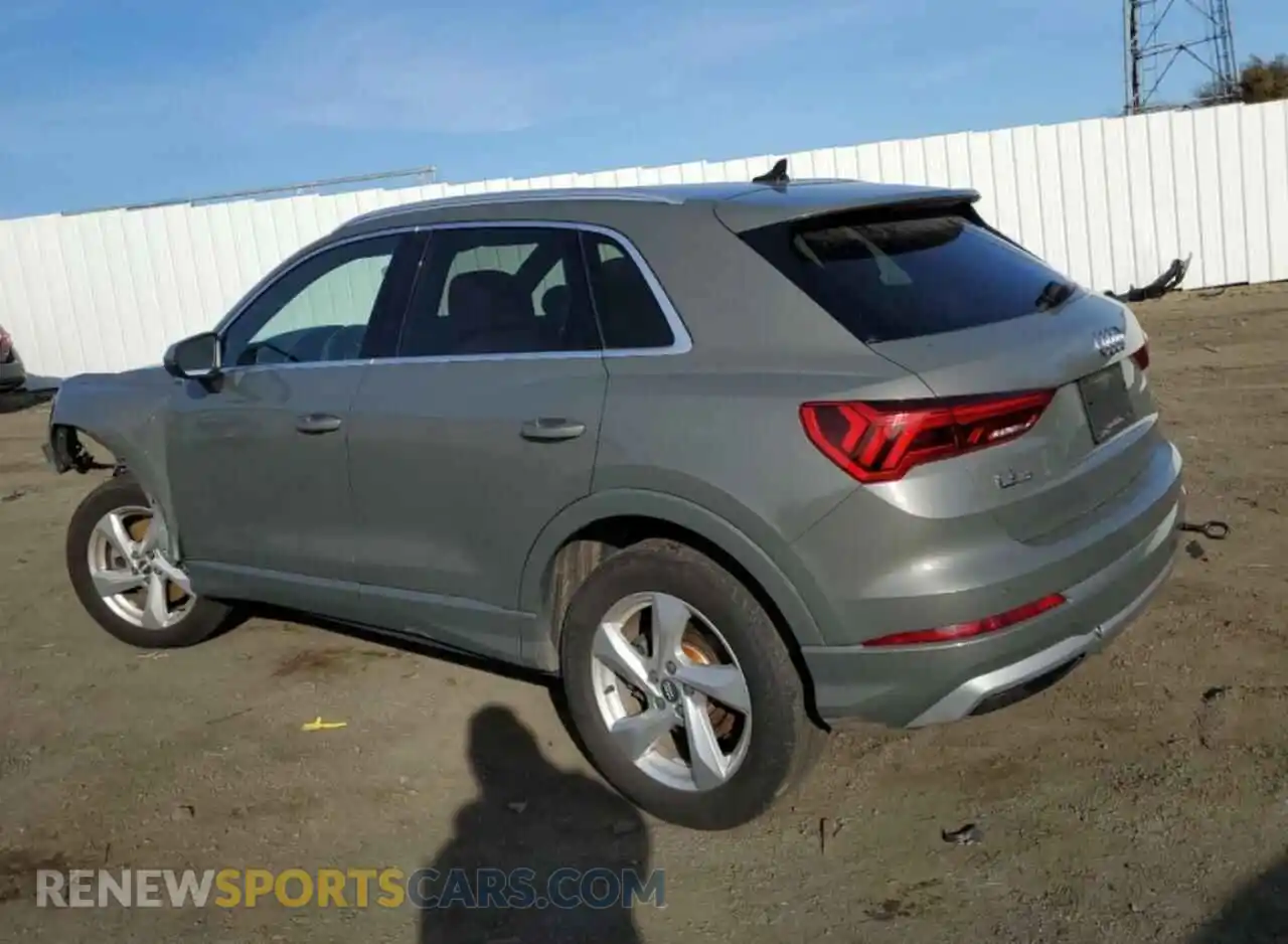 2 Photograph of a damaged car WA1BECF34L1010214 AUDI Q3 2020