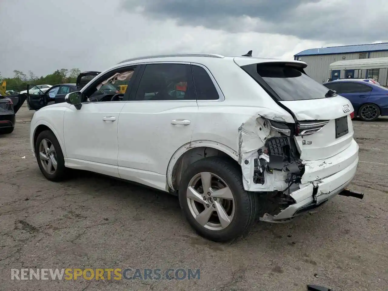 2 Photograph of a damaged car WA1BECF34L1106635 AUDI Q3 2020