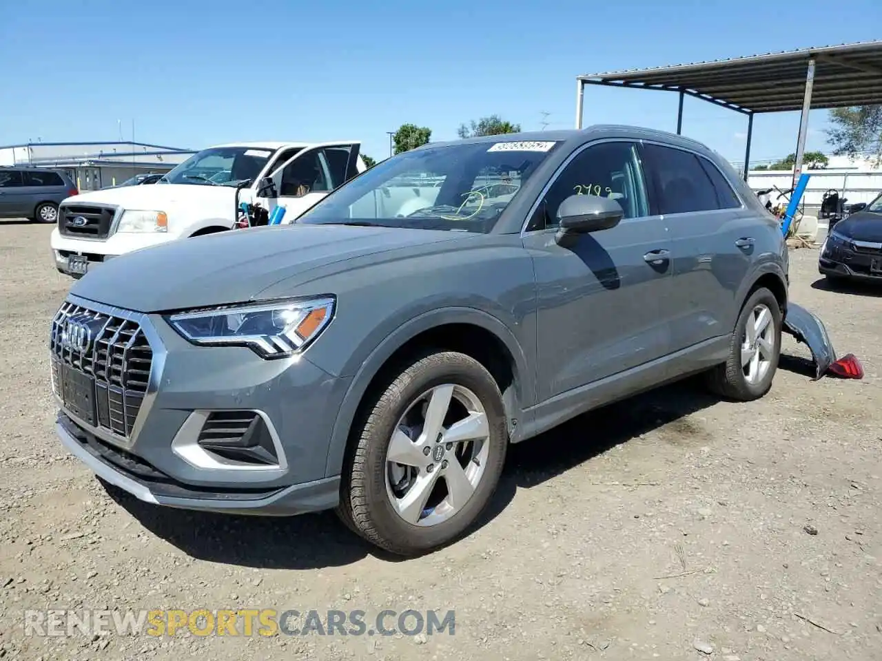 2 Photograph of a damaged car WA1BECF36L1101873 AUDI Q3 2020