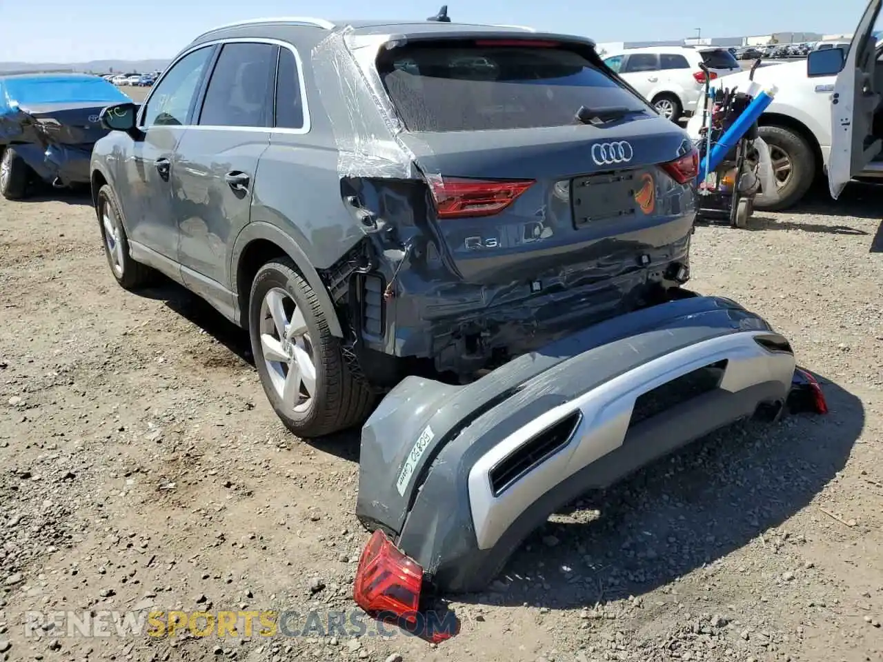 3 Photograph of a damaged car WA1BECF36L1101873 AUDI Q3 2020